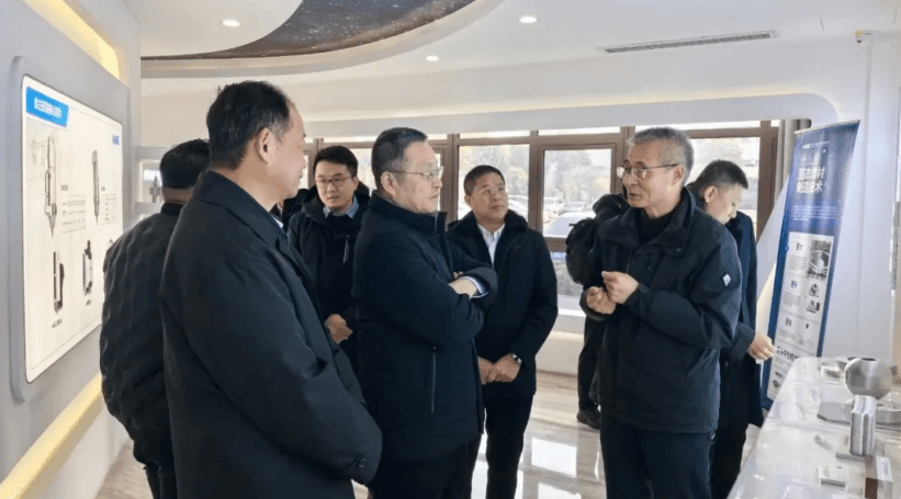 图加载中...